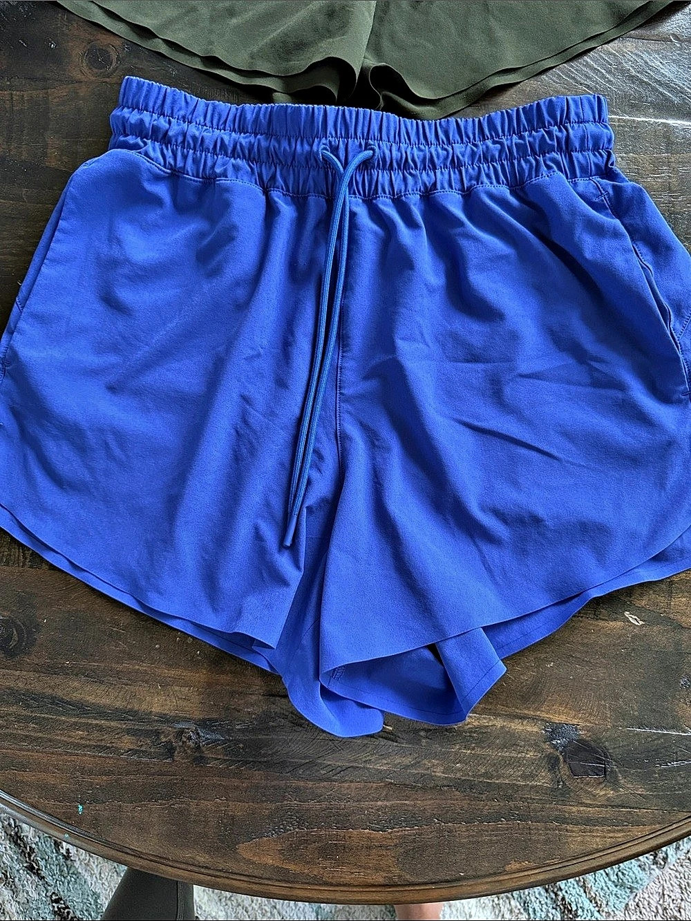 Athleta Weekender High Rise 3" Run Short Athletic Shorts in purple  & Green Size
